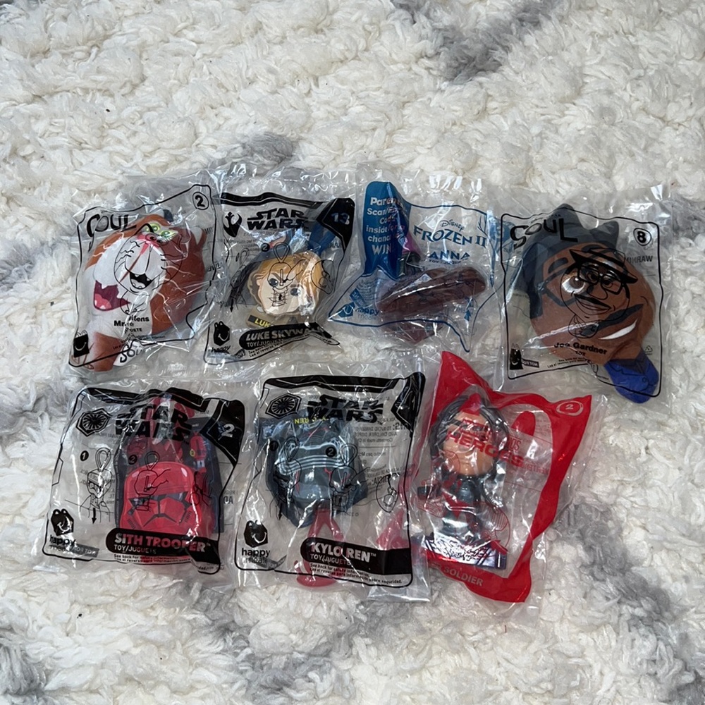 McDonald’s Lot of Seven Toys (Frozen, Star Wars, Marvel, Soul)